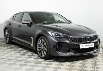 Подержанный автомобиль Kia Stinger 2018 года (3 фото)