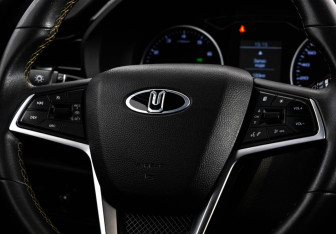 Подержанный автомобиль Москвич 3 2024 года (15 фото)