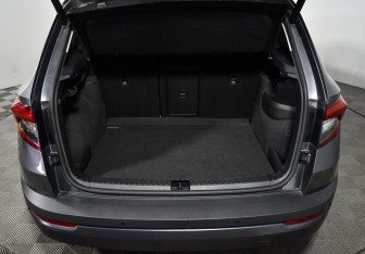 Подержанный автомобиль Skoda Karoq 2020 года (22 фото)