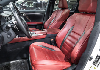 Подержанный автомобиль Lexus RX 2020 года (15 фото)
