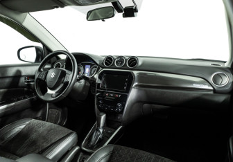 Подержанный автомобиль Suzuki Vitara 2021 года (9 фото)