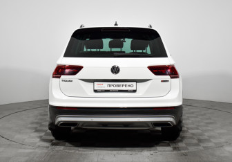 Подержанный автомобиль Volkswagen Tiguan 2020 года (6 фото)