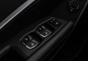 Подержанный автомобиль Hyundai Santa Fe 2018 года (18 фото)