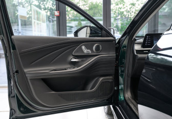 Новый Chery Arrizo 8 2025 (29 фото)