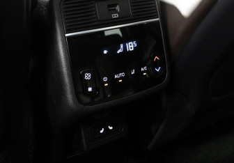 Подержанный автомобиль Exeed VX 2022 года (17 фото)