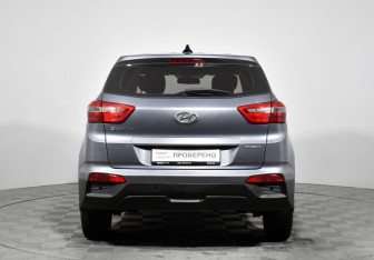 Подержанный автомобиль Hyundai Creta 2019 года (6 фото)