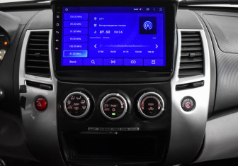 Подержанный автомобиль Mitsubishi Pajero Sport 2013 года (16 фото)