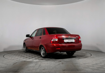 Подержанный автомобиль LADA (ВАЗ) Priora Sedan 2007 года (7 фото)