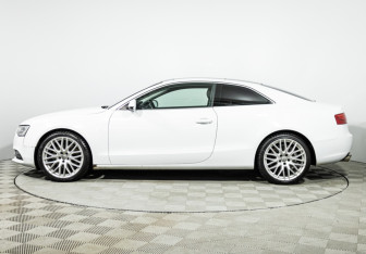 Подержанный автомобиль Audi A5 Coupe 2015 года (8 фото)
