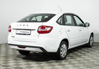 Подержанный автомобиль LADA (ВАЗ) Granta Liftback 2023 года (5 фото)