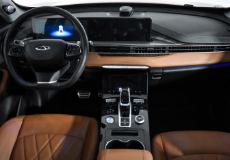 Подержанный автомобиль Chery Tiggo 8 Pro Max 2023 года (11 фото)