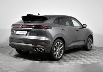 Подержанный автомобиль Changan UNI-K 2023 года (5 фото)