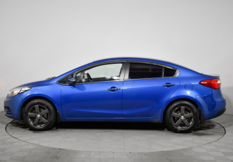 Подержанный автомобиль Kia Cerato Sedan 2014 года (8 фото)