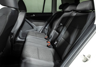 Подержанный автомобиль Volkswagen Tiguan 2013 года (10 фото)