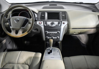 Подержанный автомобиль Nissan Murano Suv 2011 года (12 фото)