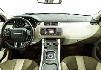 Подержанный автомобиль Land Rover Range Rover Evoque 2013 года (12 фото)