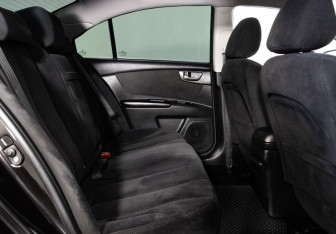 Подержанный автомобиль Kia Magentis 2007 года (14 фото)