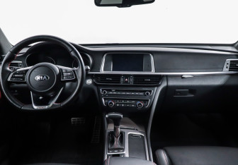 Подержанный автомобиль Kia Optima Sedan 2018 года (23 фото)
