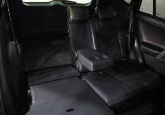 Подержанный автомобиль Toyota RAV4 2019 года (26 фото)