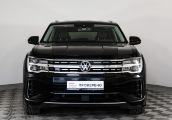 Подержанный автомобиль Volkswagen Teramont 2023 года (2 фото)