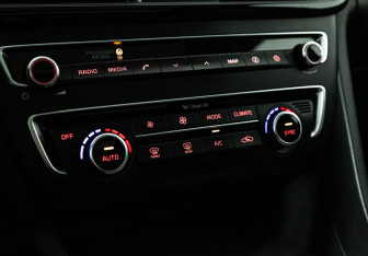 Подержанный автомобиль Kia Optima Sedan 2017 года (22 фото)