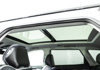 Подержанный автомобиль Geely Atlas 2024 года (15 фото)