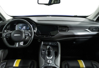 Подержанный автомобиль Haval F7x 2020 года (13 фото)