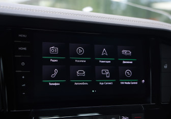 Подержанный автомобиль Volkswagen Touareg 2019 года (16 фото)