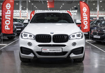 Подержанный автомобиль BMW X6 2016 года (4 фото)