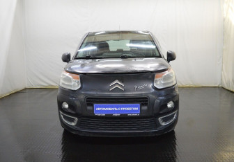 Подержанный автомобиль Citroen C3 Picasso 2010 года (2 фото)