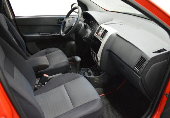 Подержанный автомобиль Hyundai Getz 2007 года (11 фото)