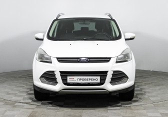 Подержанный автомобиль Ford Kuga 2014 года (2 фото)