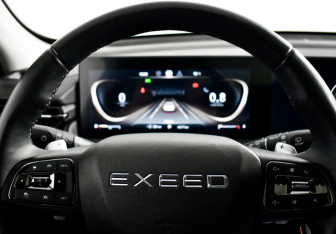Подержанный автомобиль Exeed TXL 2023 года (16 фото)