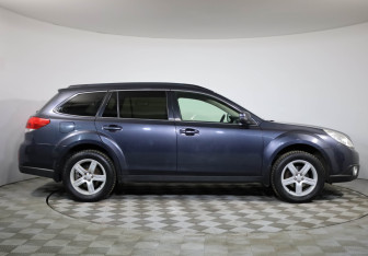 Подержанный автомобиль Subaru Outback Wagon 2012 года (6 фото)