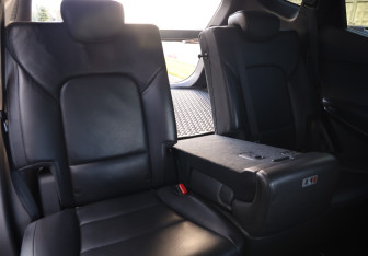 Подержанный автомобиль Hyundai Santa Fe 2012 года (31 фото)