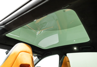 Подержанный автомобиль Zeekr 001 2023 года (25 фото)