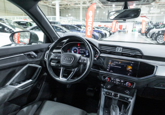 Подержанный автомобиль Audi Q3 Sportback 2020 года (28 фото)