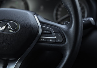 Подержанный автомобиль Infiniti QX50 2019 года (13 фото)