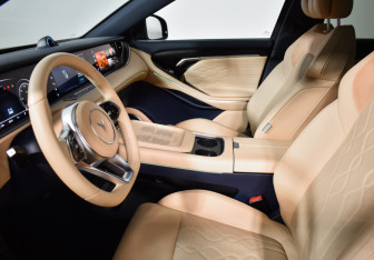 Подержанный автомобиль Voyah Free 2023 года (10 фото)