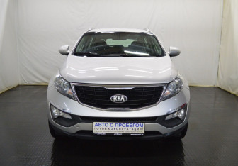 Подержанный автомобиль Kia Sportage 2015 года (2 фото)