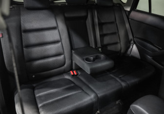Подержанный автомобиль Mazda CX-5 2014 года (22 фото)