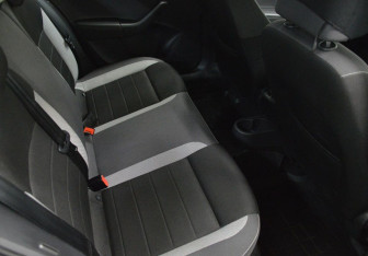 Подержанный автомобиль Skoda Rapid Liftback 2019 года (13 фото)