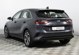 Подержанный автомобиль Kia Ceed Hatchback 2018 года (7 фото)