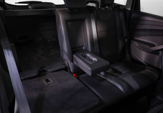 Подержанный автомобиль Ford Kuga 2016 года (23 фото)