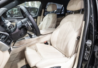 Подержанный автомобиль BMW X6 2018 года (17 фото)