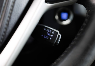 Подержанный автомобиль Toyota Highlander 2015 года (13 фото)