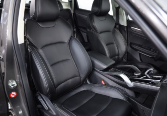 Подержанный автомобиль Geely Atlas Pro 2023 года (24 фото)