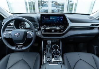 Новый Toyota Highlander 2026 (12 фото)