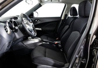 Подержанный автомобиль Nissan Juke 2013 года (18 фото)