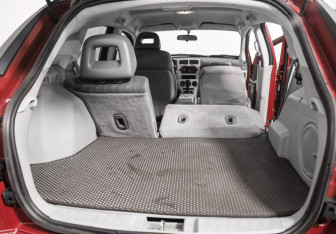 Подержанный автомобиль Dodge Caliber 2006 года (21 фото)